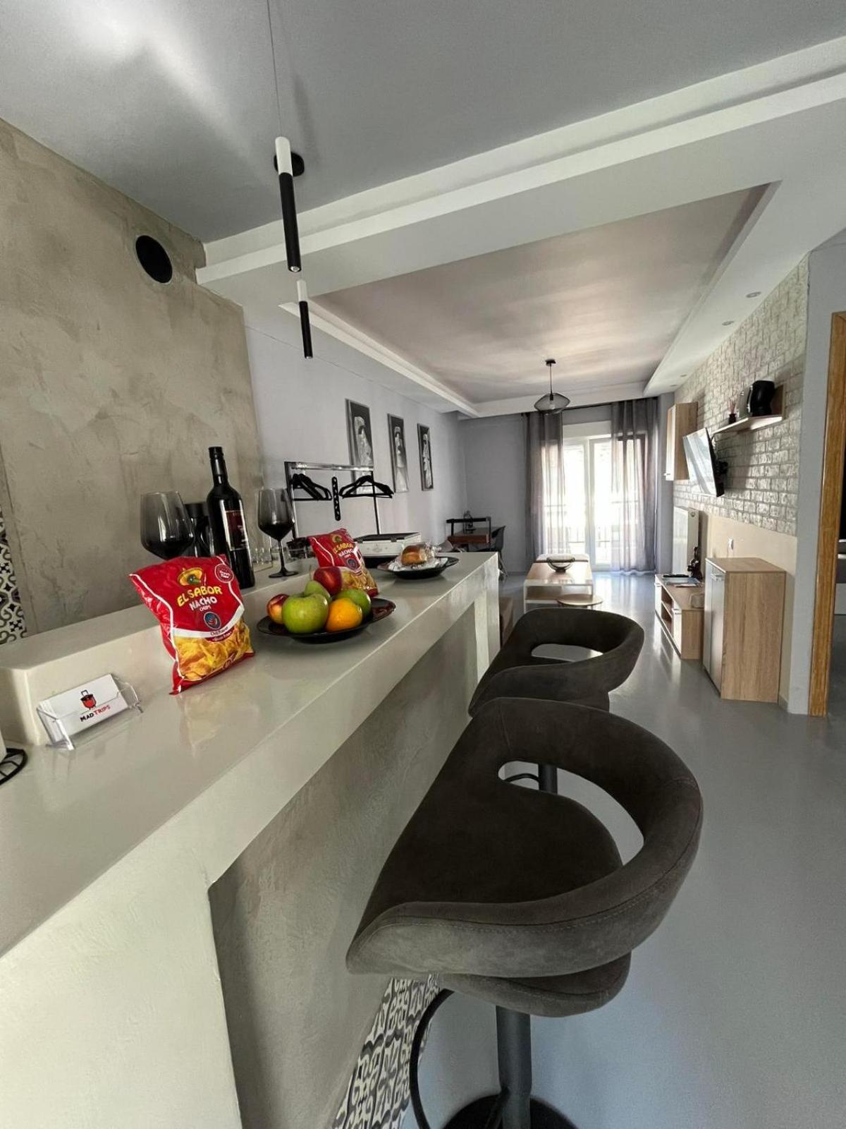 Vip Apt. Pezodromos Kalamarias Tessalónica Exterior foto